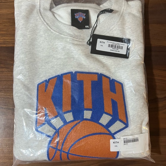 Kith for the New York Knicks Retro NY Nelson Crewneck Light Heather Grey XXL - Picture 5 of 7
